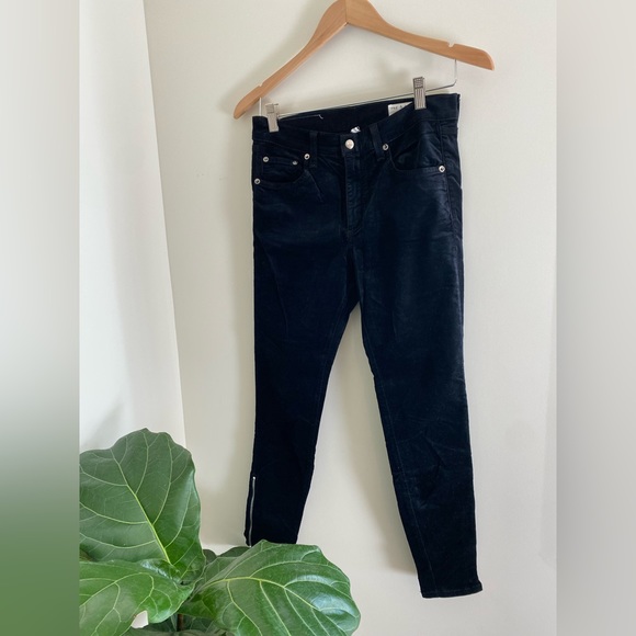 BRAND NEW ⚠️ Rag & Bone |  black velvet capris with zipper - Picture 2 of 2